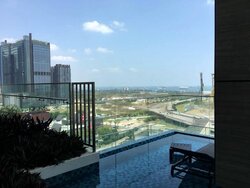 Eon Shenton (D2), Office #452346841